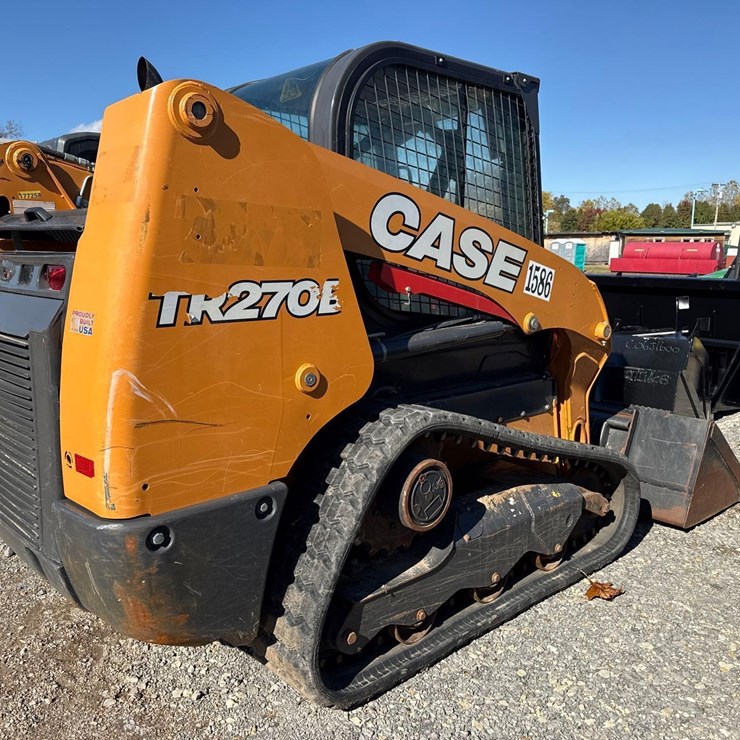 2023 CASE TR270B