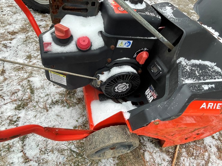 #2707-•-ariens-professional-21-snow-blower-(fall-creek,-wi)-image-14
