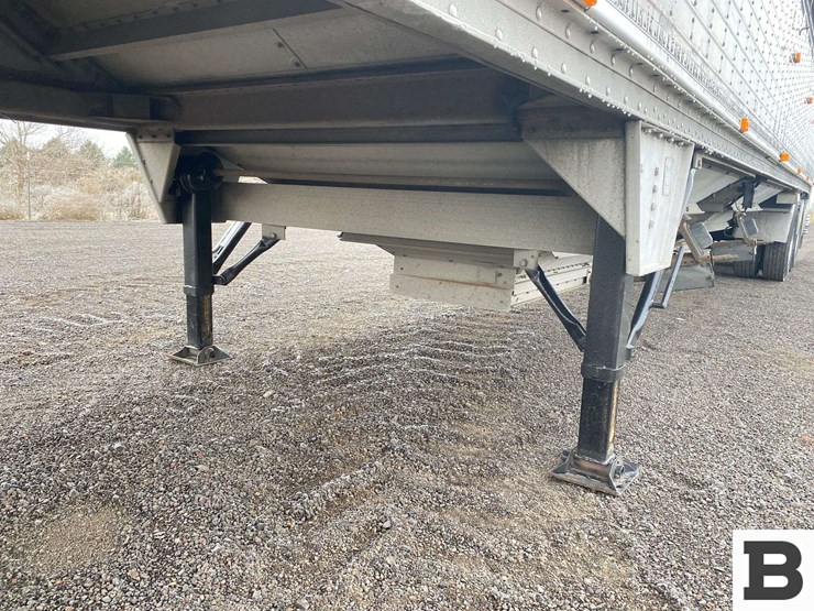 1995-wilson-48'-image-14