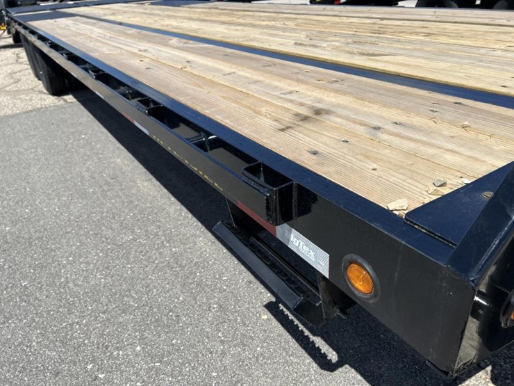 #1448-•-2025-unused-big-tex-22gn-gooseneck-trailer-image-16