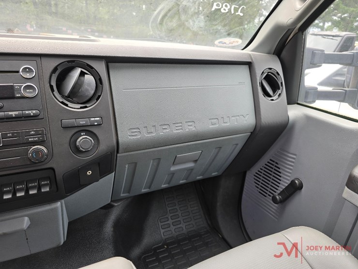 2012-ford-f450-xl-image-17