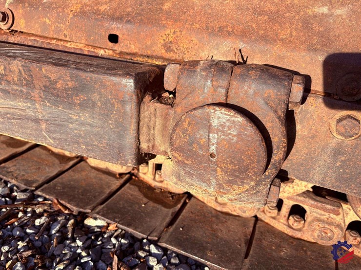 1977-caterpillar-d5-image-19