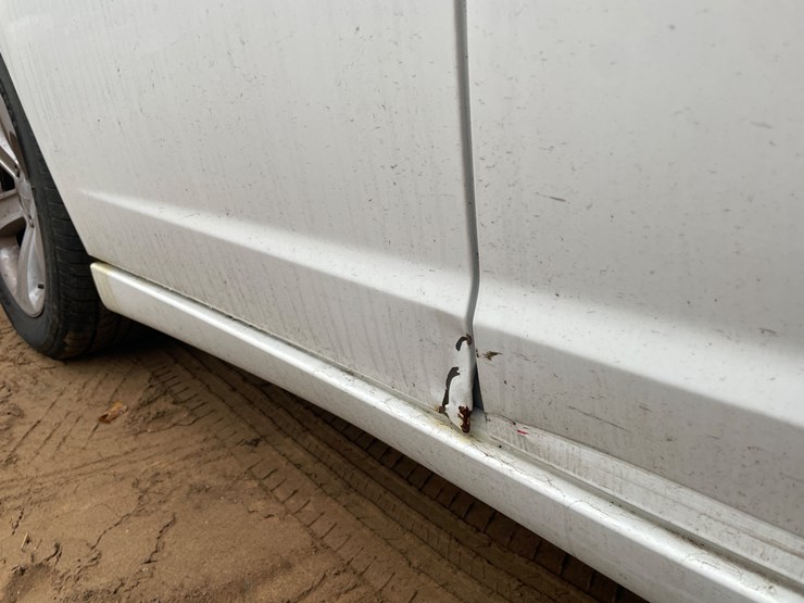 #268-•-2011-dodge-charger-(rhinelander,-wi)(title-in-delay)-image-14