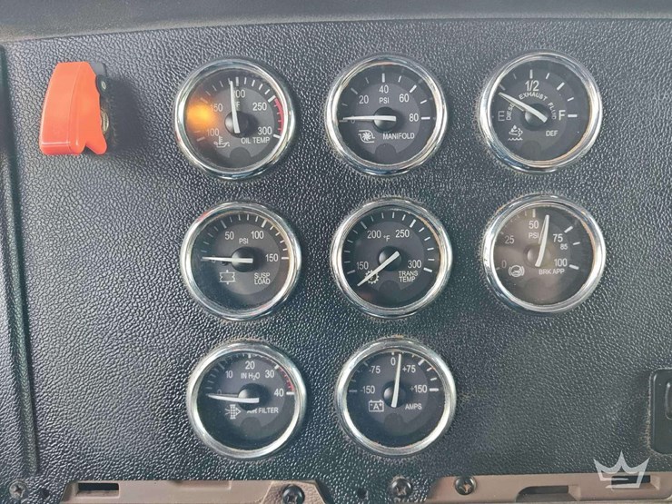 2015-peterbilt-389-image-7