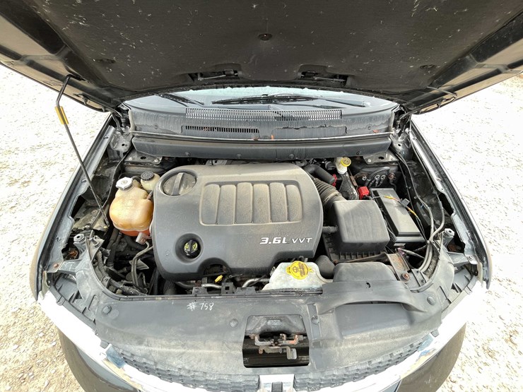 2013-dodge-journey-image-87