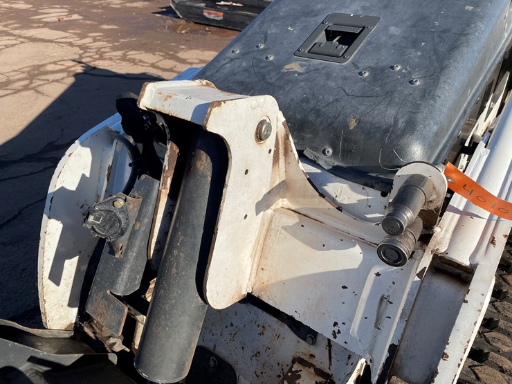 2022-bobcat-mt55-image-11