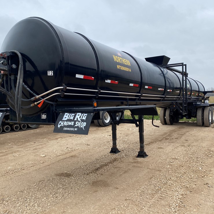 #1030 • 2014 Northern 6000 Gallon Semi Manure Tanker Trailer(Has WI Title) (Kewaunee, WI)