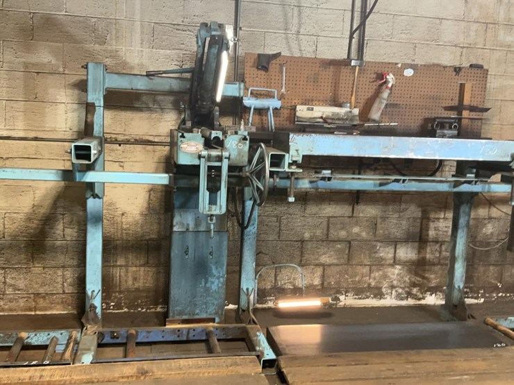 #180-•-armstrong-leveling-bench-and-roller-image-4