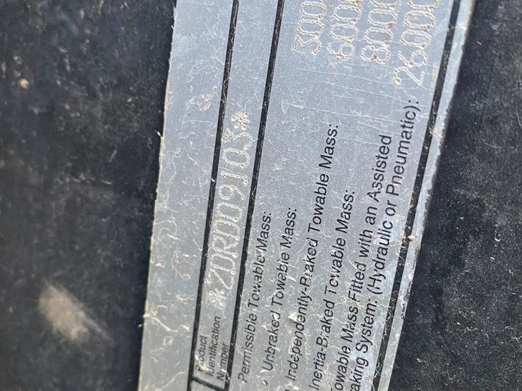 2014-case-ih-340-image-68