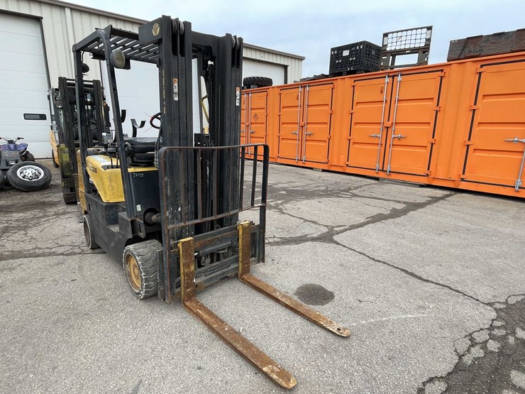 #1396-•-forklift-(o3)-image-2