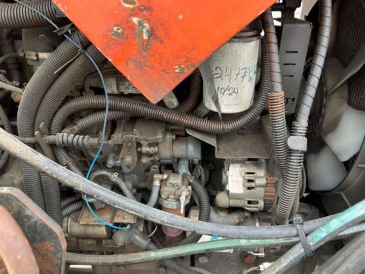 2008-kubota-m7040d-image-18