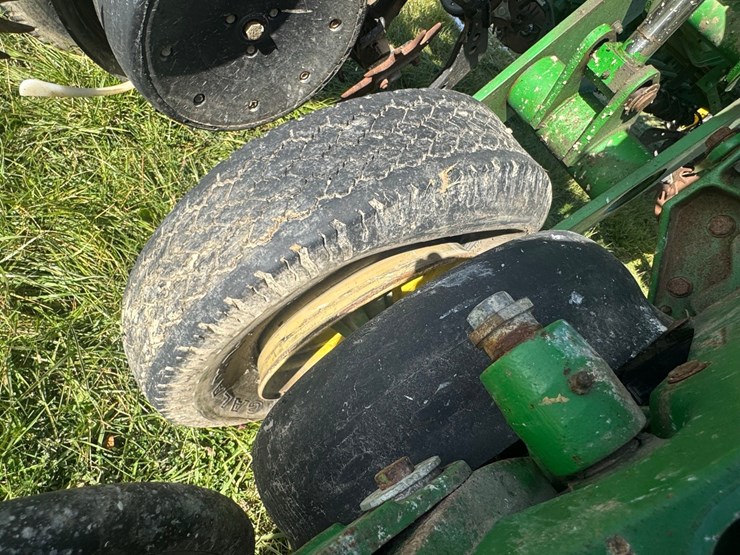 john-deere-1770nt-image-26