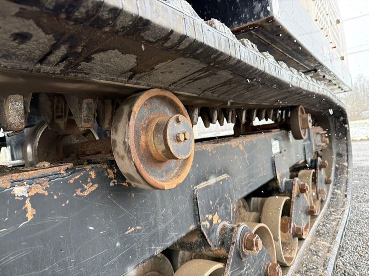 2021-morooka-mst2200vdr-image-14