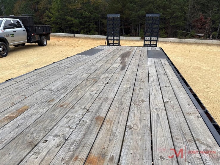 2023-diamond-c-image-8