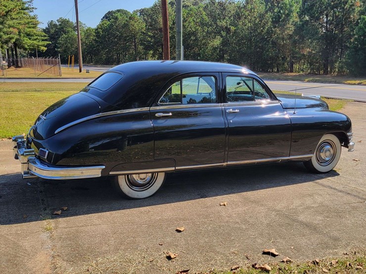 1948-packard-sedan-image-3