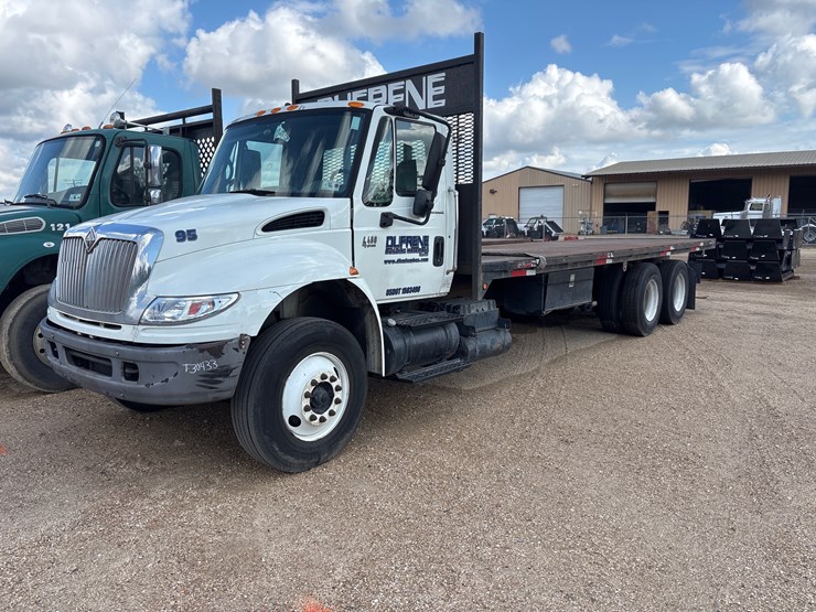 2007-international-4400-image-1