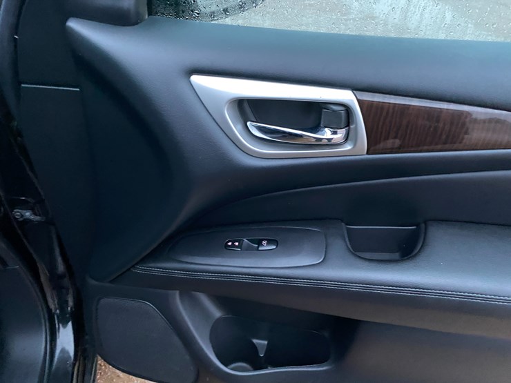 2014-nissan-pathfinder-image-47