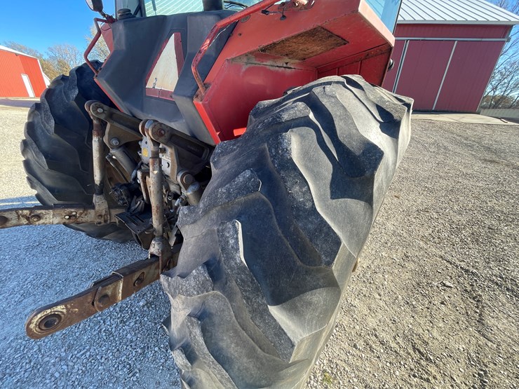 massey-ferguson-2705-image-24