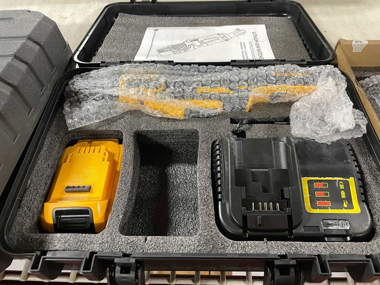 #8703-•-new-ratchet-wrench-(t14)-image-1