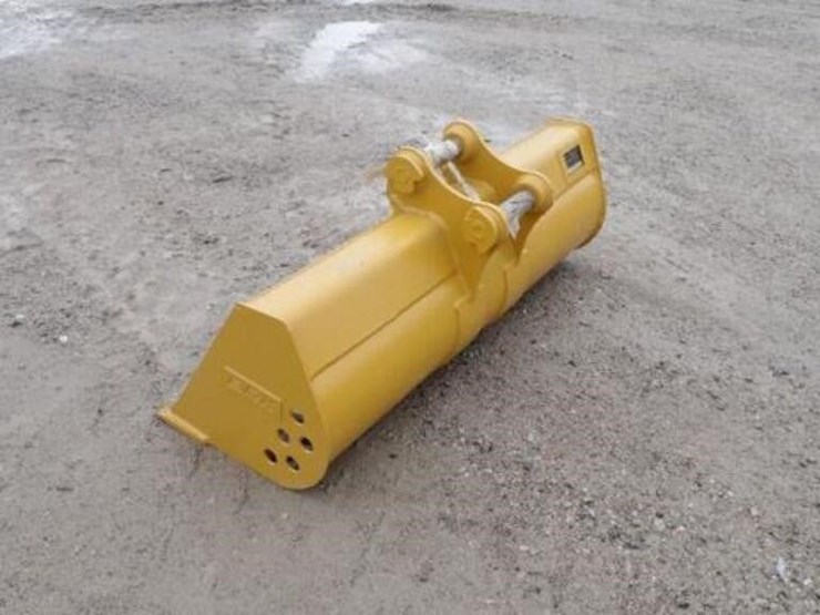 caterpillar-304-image-5