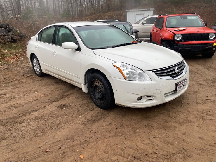#264-•-2012-nissan-altima-(rhinelander,-wi)(title-in-delay)-image-9
