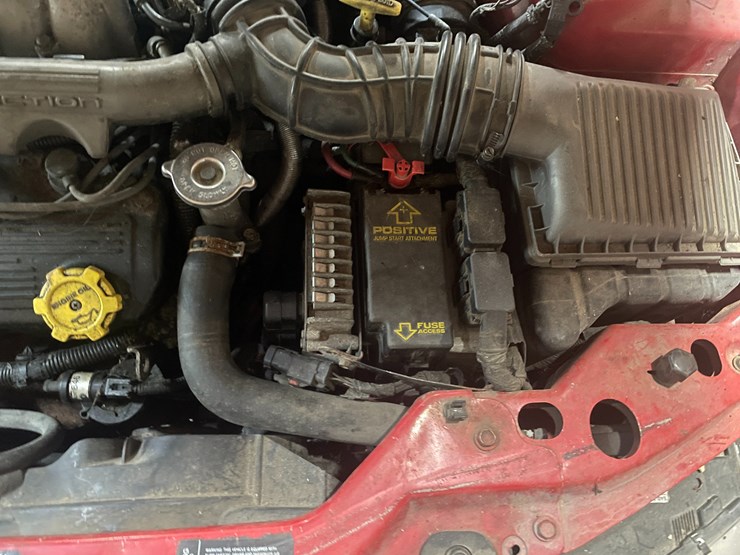 #260-•-1997-chrysler-(fall-creek,-wi)-(has-wi-title)-image-24