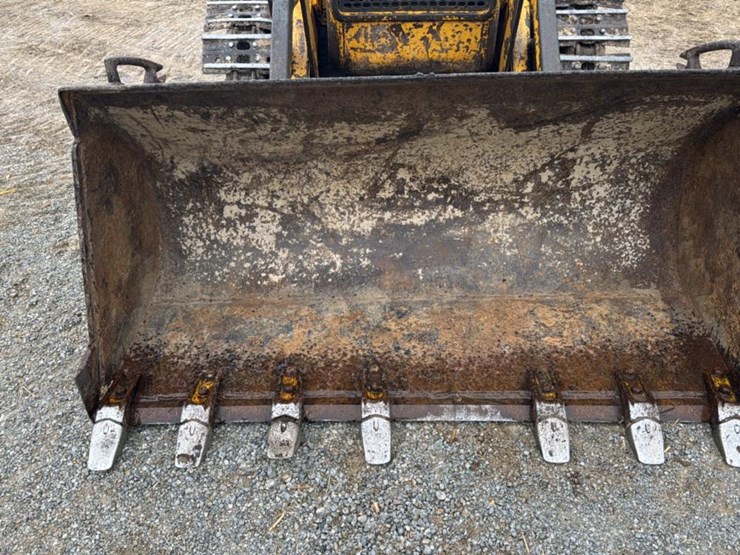 john-deere-350-image-9