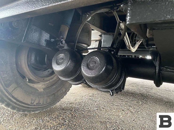 1995-wilson-48'-image-33