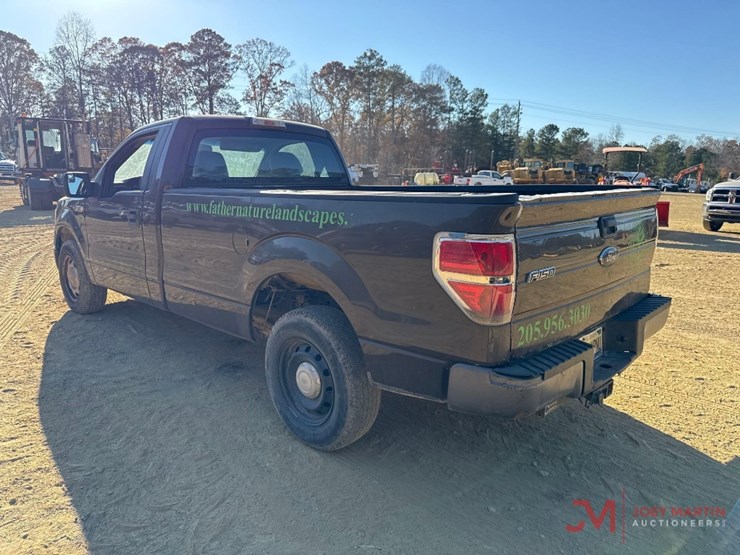 2014-ford-f150-xl-image-3