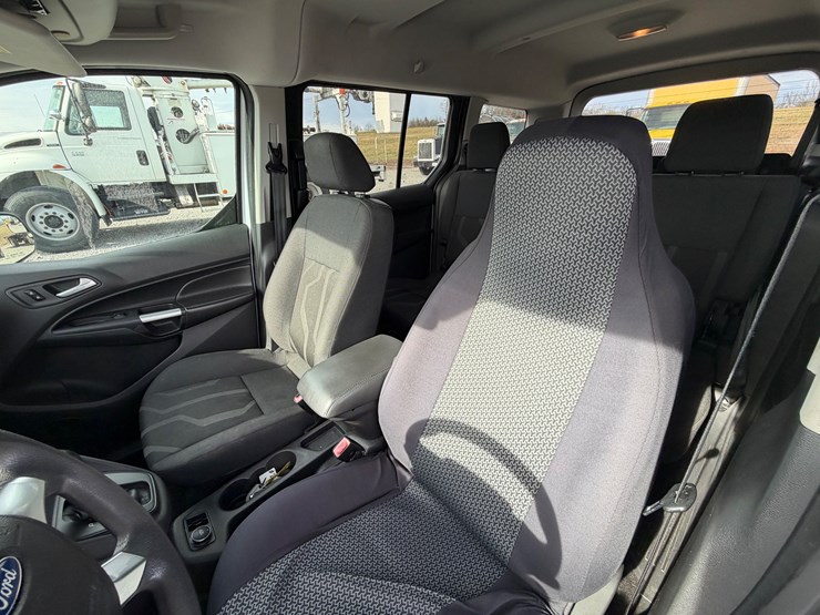 2014-ford-transit-connect-image-18