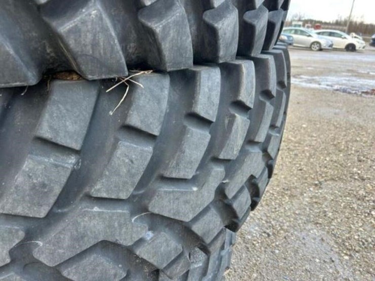 2008-new-holland-tv145-image-86