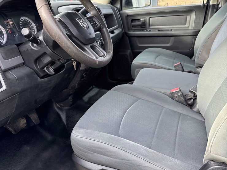 2015-dodge-3500hd-image-7