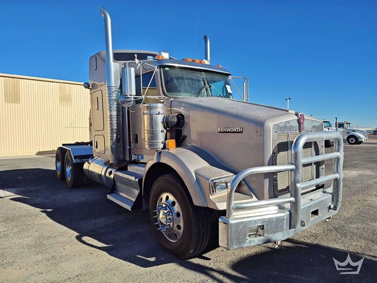 2012-kenworth-t800-image-48