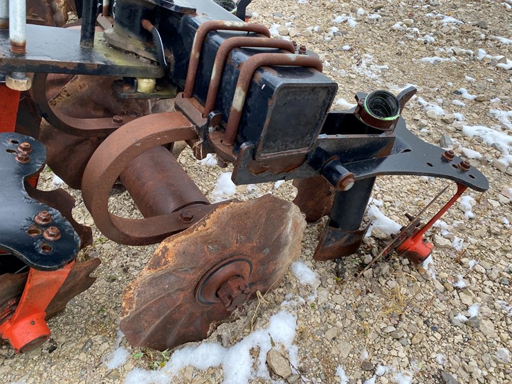 #8482-•-(7)-contour-king-vertical-till-injector-units-(new-holstein,-wi)-image-16