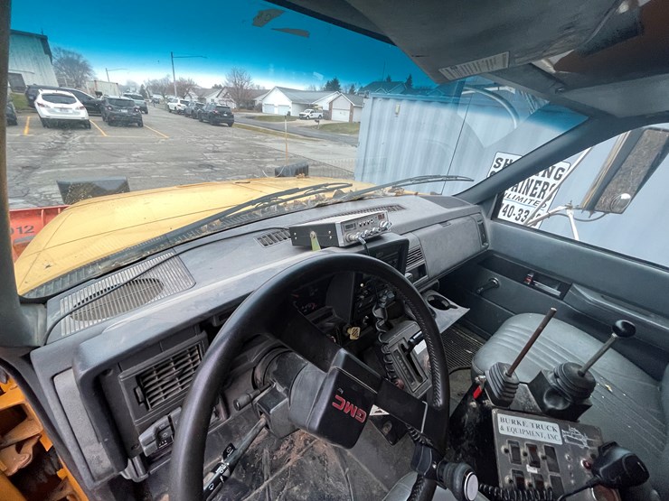 2001-gmc-topkick-image-60