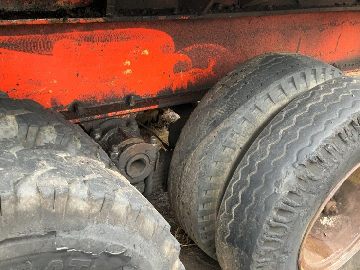 1986-john-deere-6414-image-42