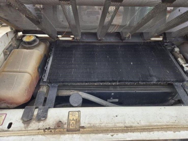 2012-bobcat-s185-image-20