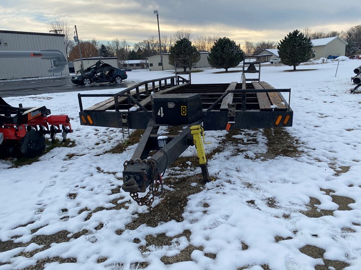 #1102-•-2014-nuhn-0252-crawler-hauler-trailer-(st.-nazianz,-wi)-image-2