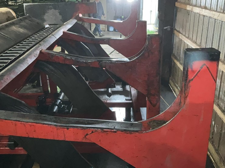 #116-•-morbark-log-trough-w/2way-kickers-image-20