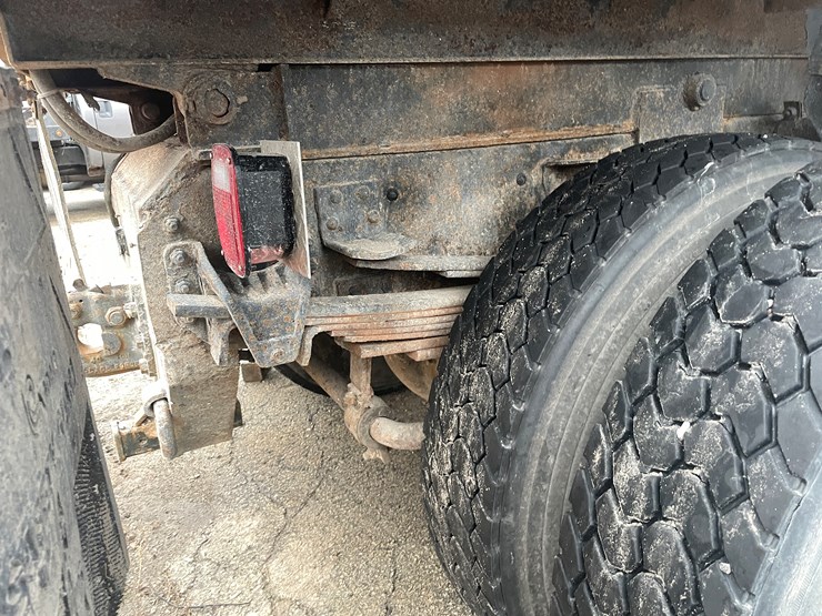 2001-gmc-topkick-image-38