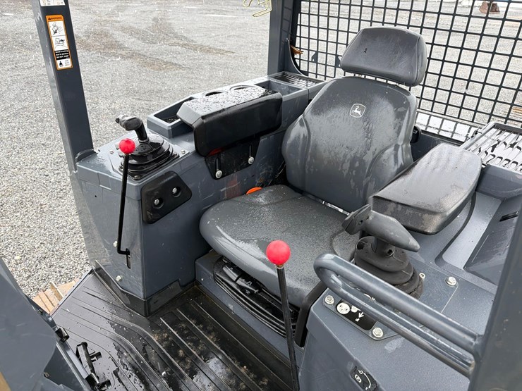 2023-deere-450k-image-20