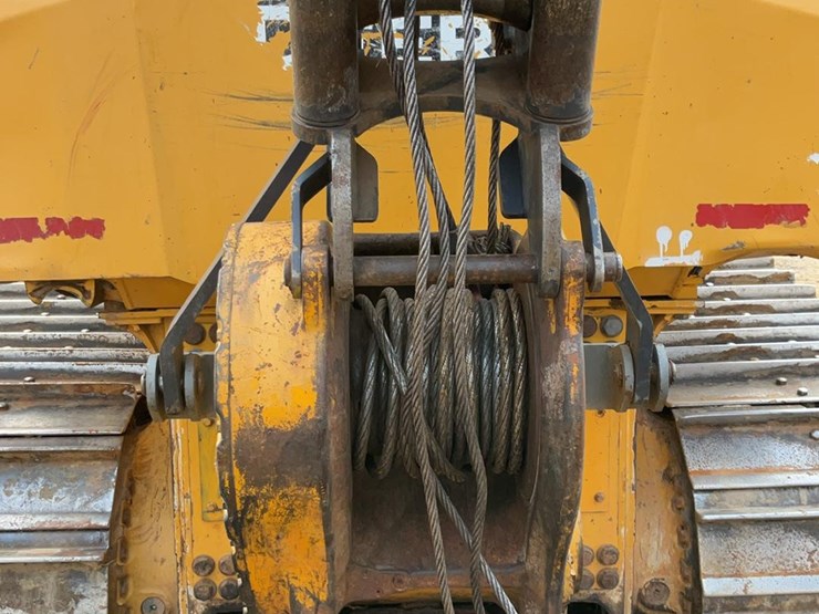 2016-deere-700k-image-39