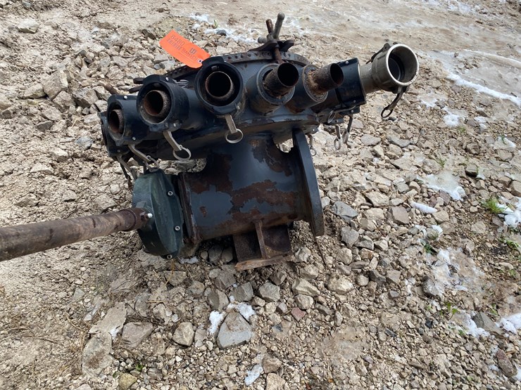 #8480-•-(16)-hose-distribution-manifold-(new-holstein,-wi)-image-10