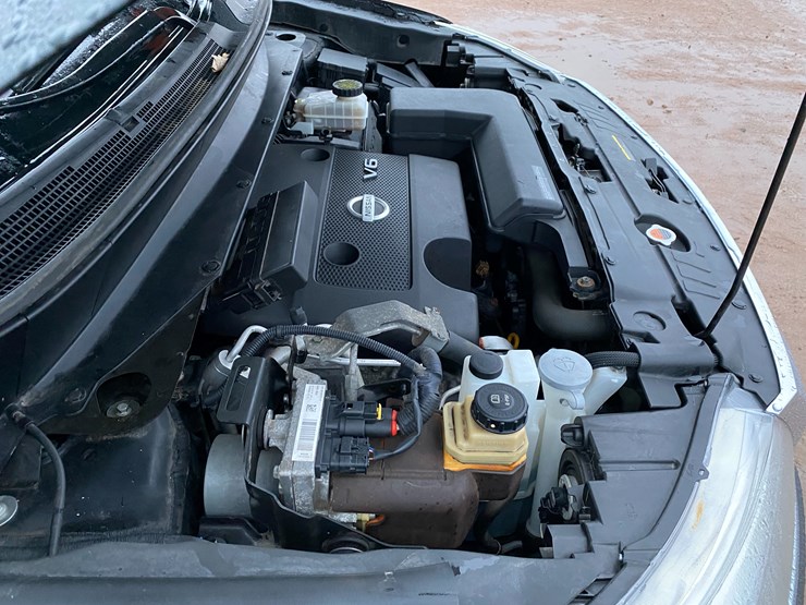 2014-nissan-pathfinder-image-12