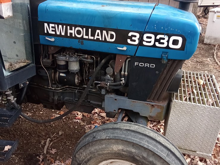 new-holland-3930-image-3