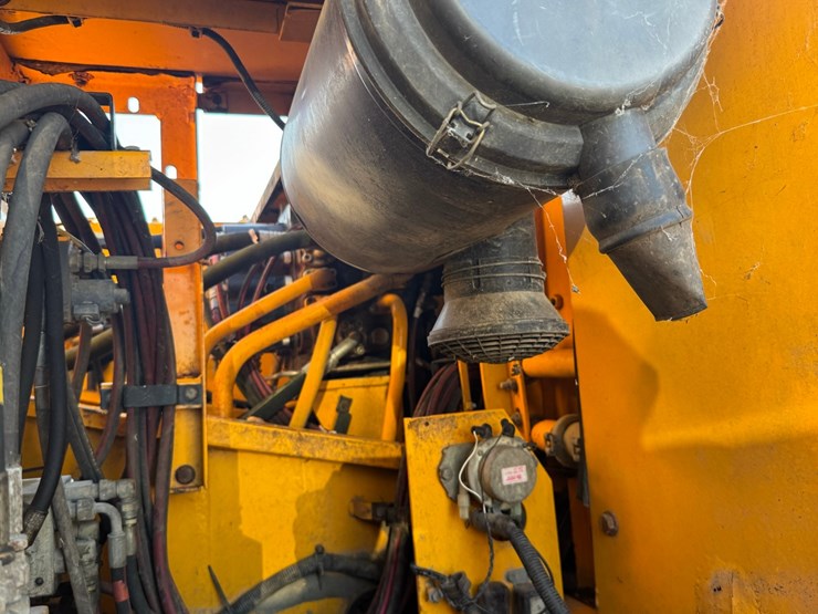 1999-jcb-js200l-image-14