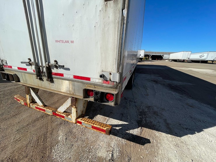 #318-•-2001-utility-trailer-mfg-co.-semi-trailer-(has-wi-title)-(denmark,-wi)-image-18