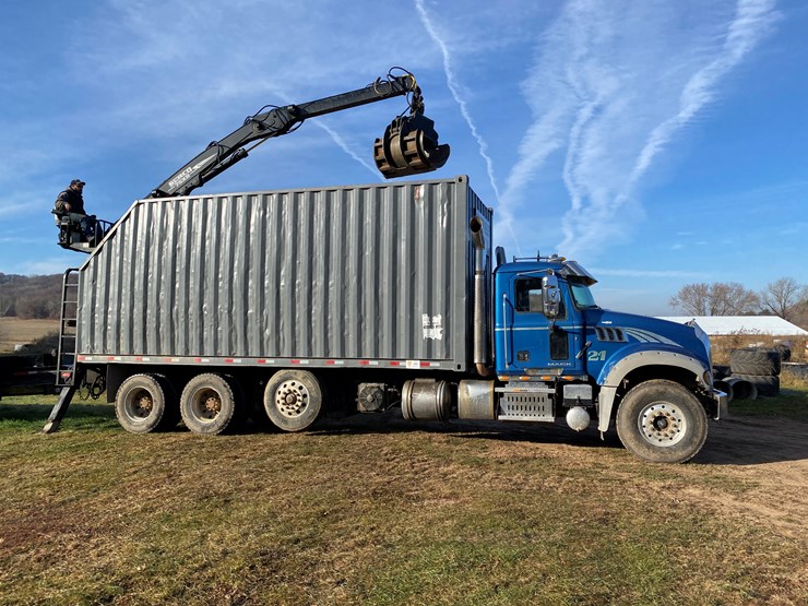 #207-•-2015-mack-grapple-truck-(has-wi-title)-(colfax,-wi)-image-11