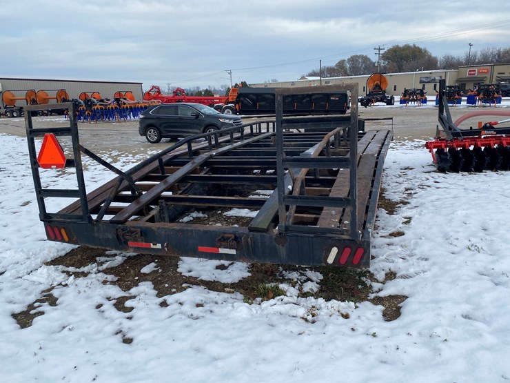 #1102-•-2014-nuhn-0252-crawler-hauler-trailer-(st.-nazianz,-wi)-image-12