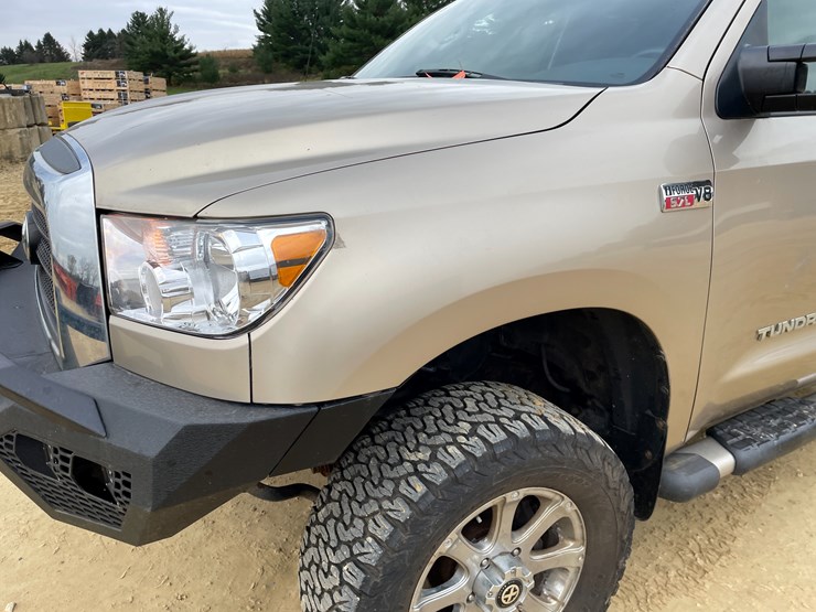 2007-toyota-tundra-sr5-image-15